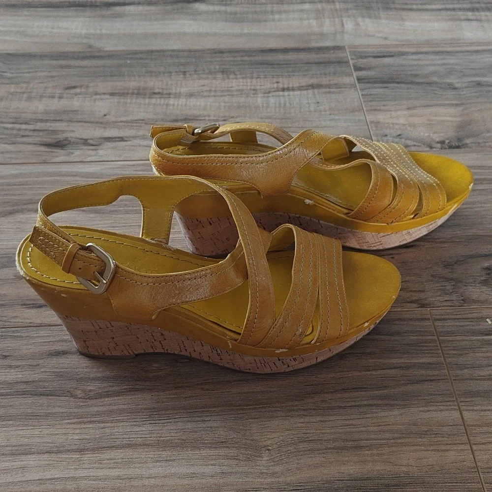 GUC Yellow wedge sandals